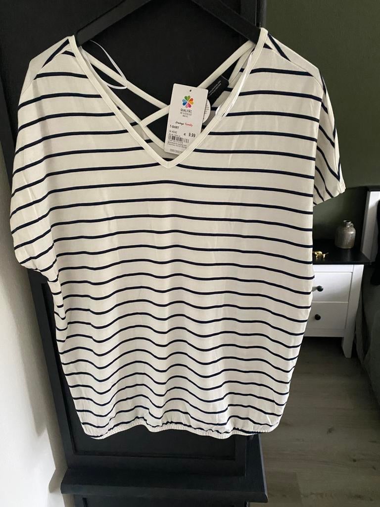 Mooi shirt nieuw, Kleding | Dames, Tops, Ophalen of Verzenden, Zo goed als nieuw, Maat 38/40 (M), Korte mouw