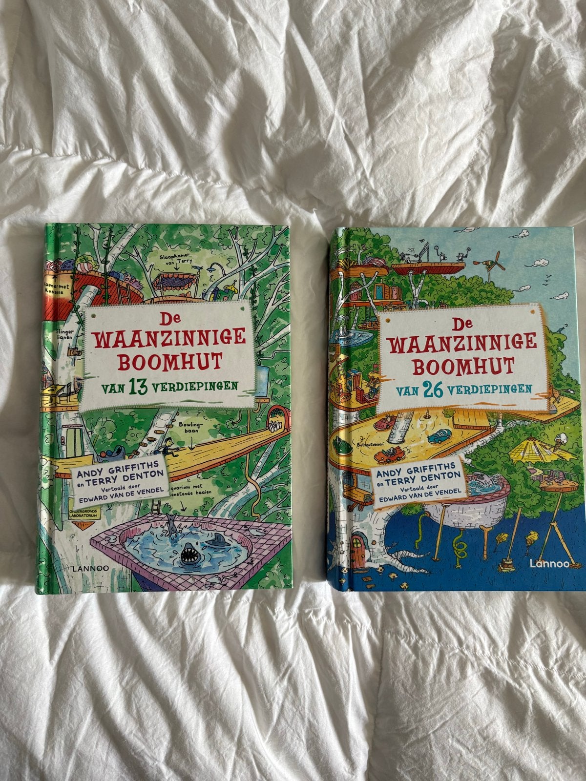De Waanzinnige Boomhut deel 1 en deel 2, Ophalen of Verzenden, Gelezen, Fictie algemeen