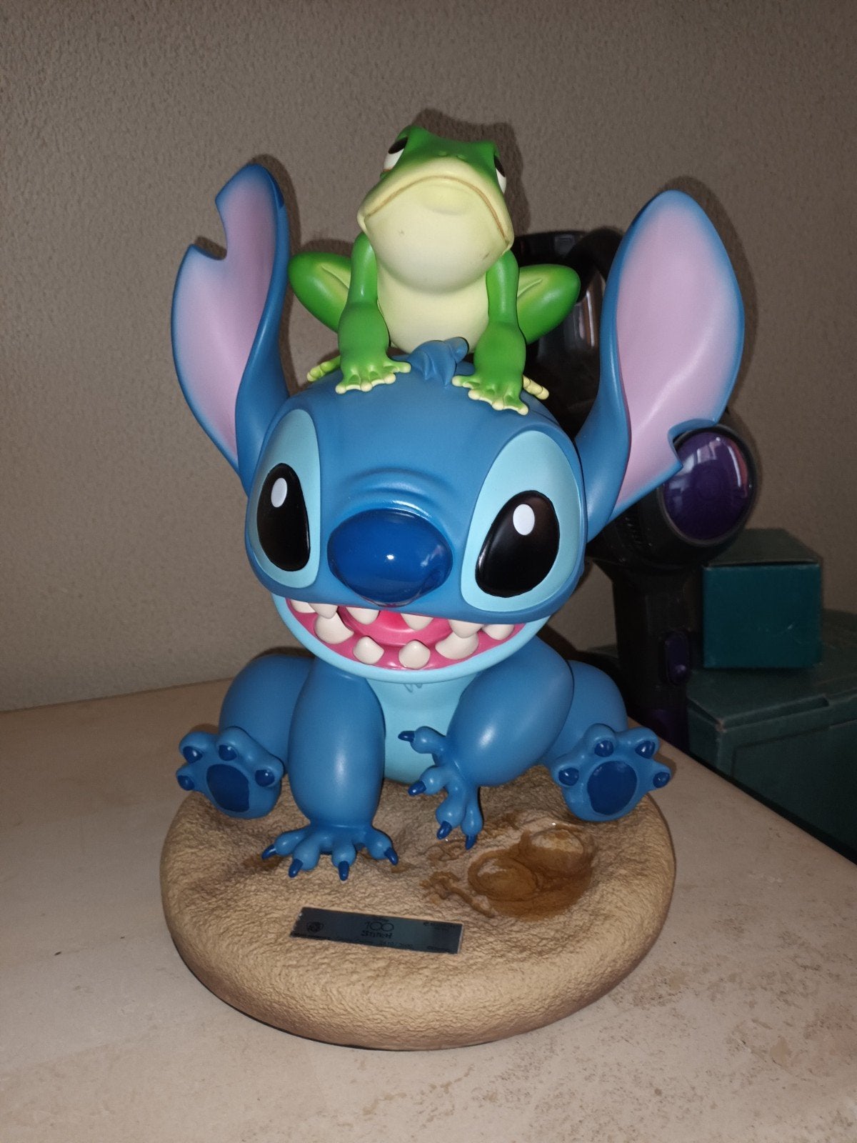 Disney Stitch With Frog Master Craft Beeldje, Ophalen of Verzenden, Overige figuren, Zo goed als nieuw, Beeldje of Figuurtje