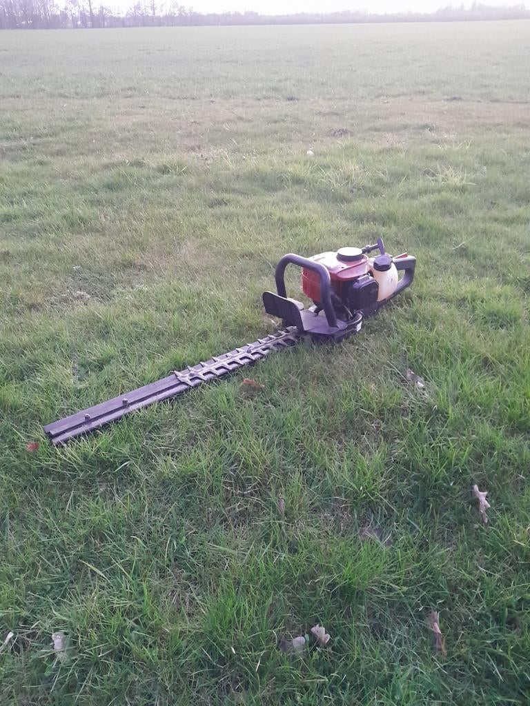 Heggenschaar - Opgeknapt en Werkend, Tuin en Terras, Ophalen of Verzenden, Gebruikt, Benzine, IKRA mogatec
