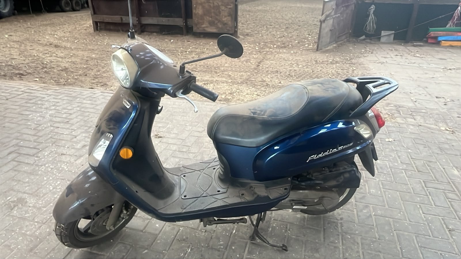 Te koop scooter, Ophalen, Zo goed als nieuw, Benzine, Overige modellen