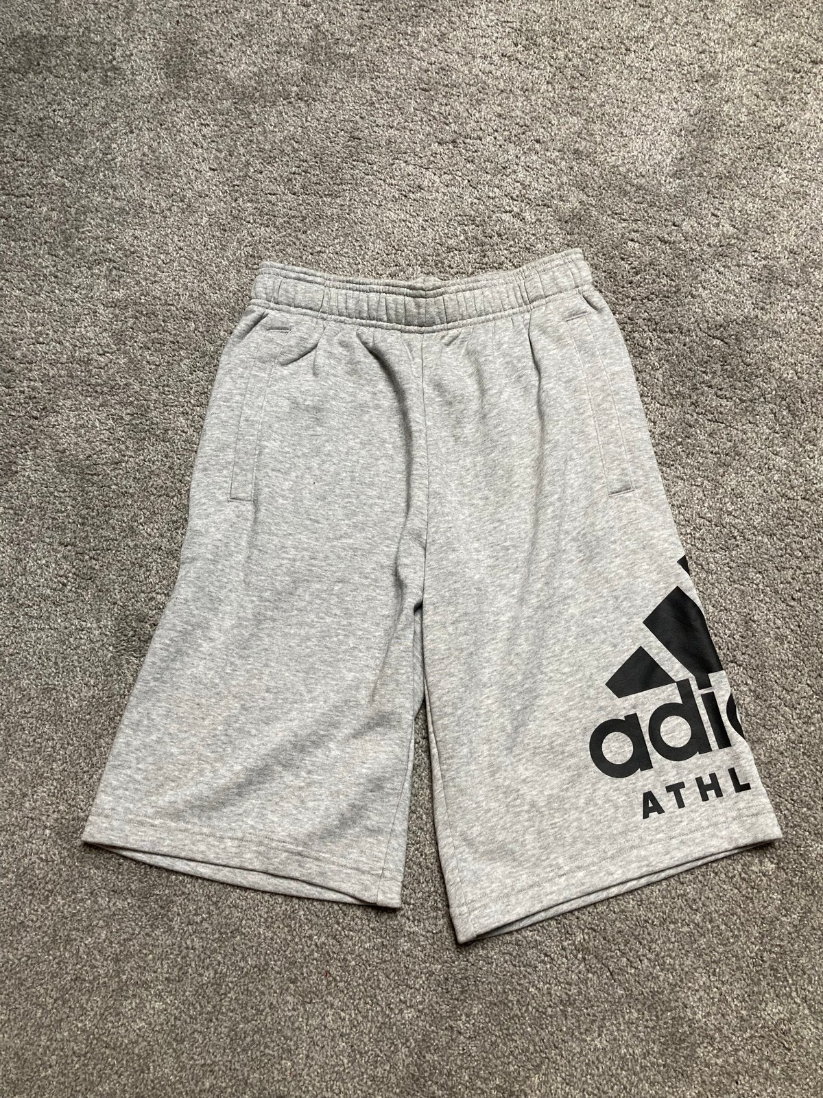 Adidas Athletics Shorts - Grijs, Maat XS, Fitness, Ophalen of Verzenden, Zo goed als nieuw, Grijs
