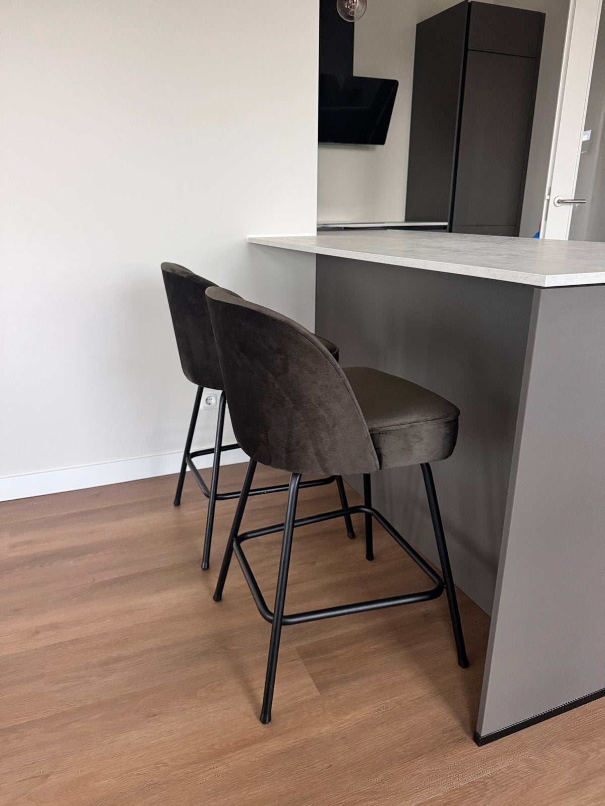 WOOOD Be Pure Home barstoelen 65cm, Huis en Inrichting, Ophalen, Met voetsteun, 60 tot 90 cm, Nieuw