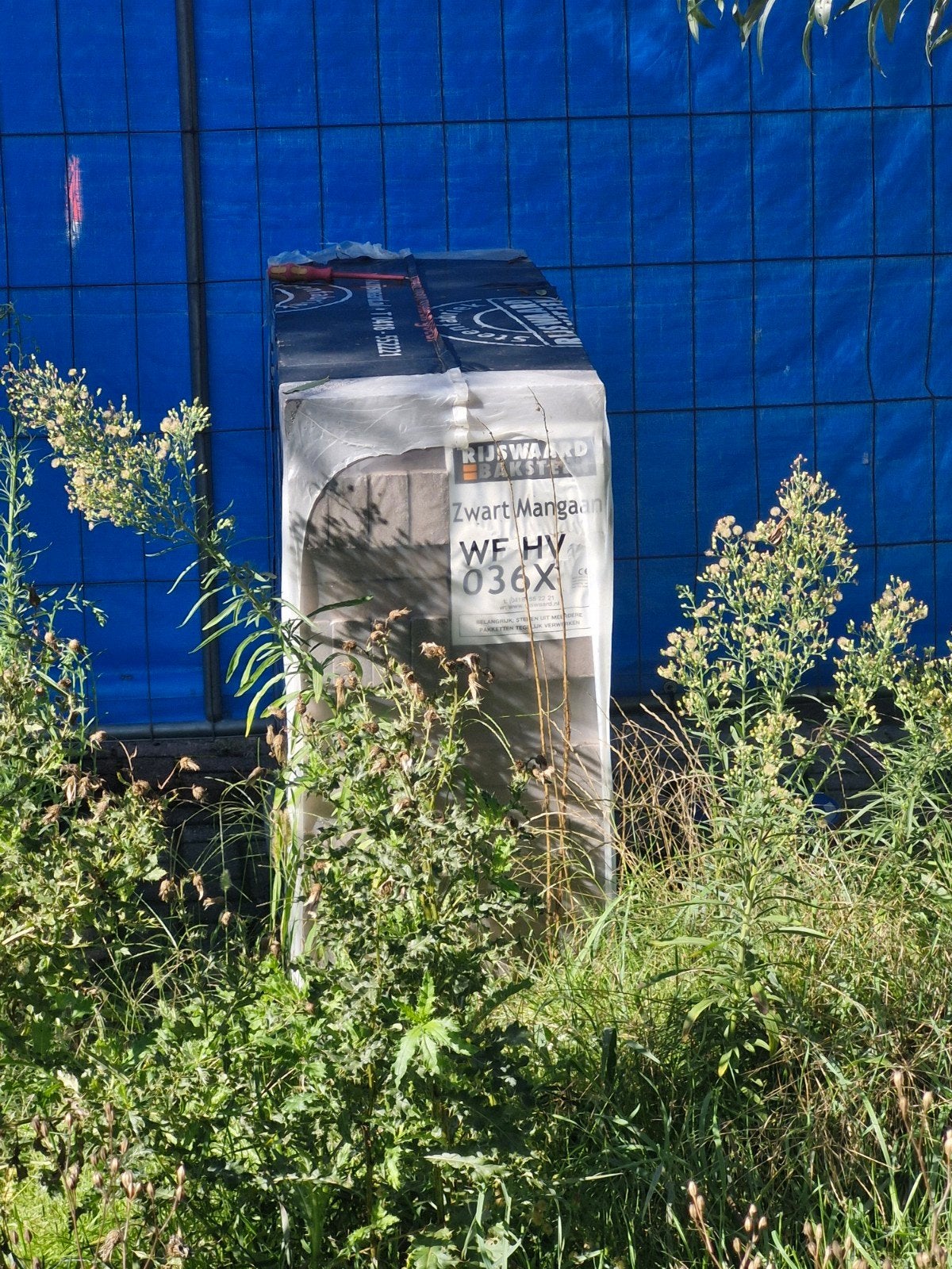580 stuks Zwart Mangaan bakstenen - Nieuw in verpakking, Doe-het-zelf en Verbouw, Ophalen of Verzenden, Nieuw, Bakstenen
