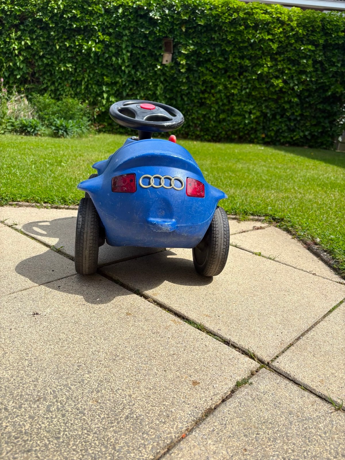 Blauwe Audi loopauto voor kinderen, Kinderen en Baby's, Ophalen of Verzenden, Gebruikt, Loopvoertuig