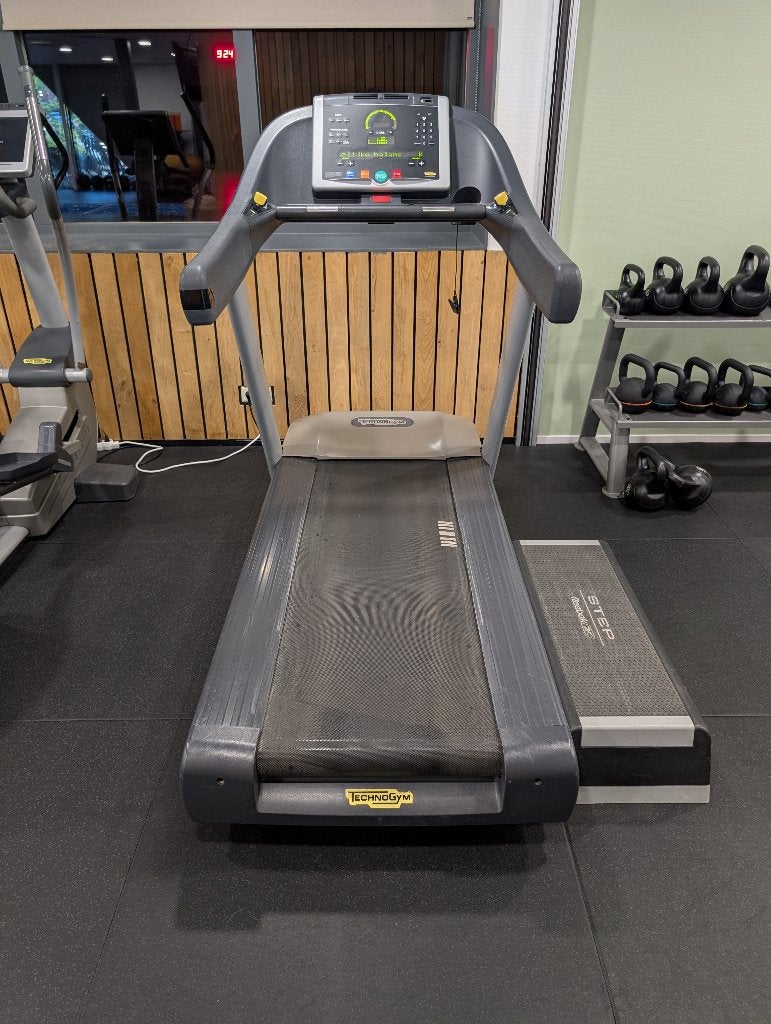 Technogym Loopband Run Now Excite 700 LED, Ophalen, Gebruikt, Overige typen