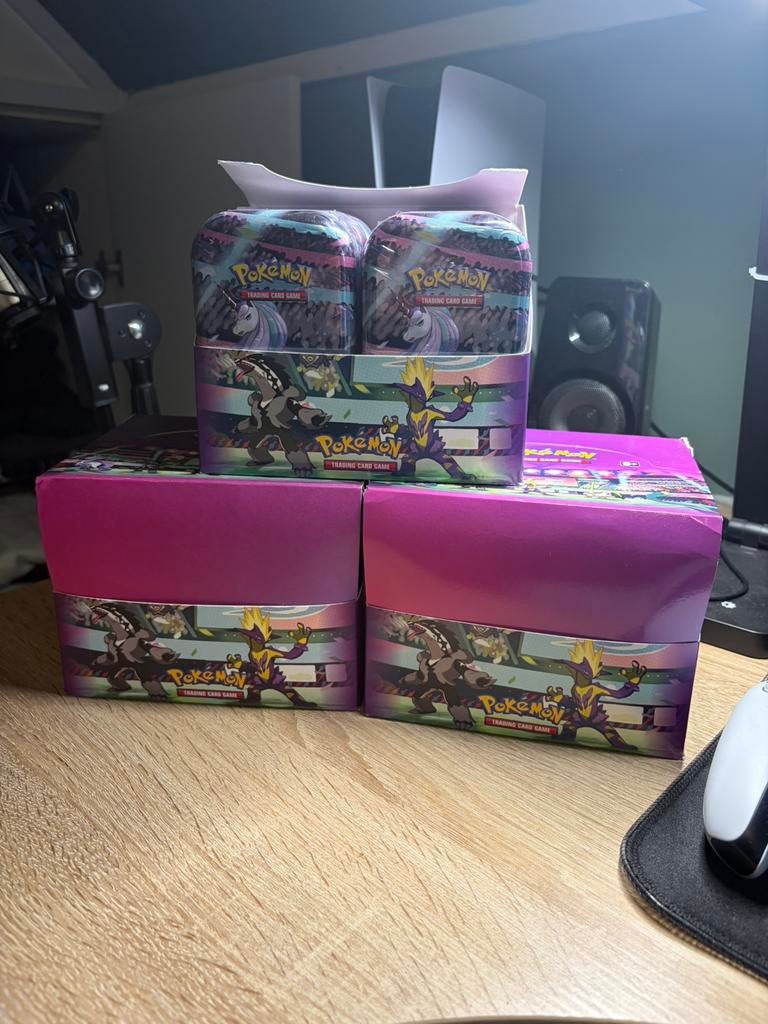 Cosmic Eclipse sealed Pokemon Kaarten, Ophalen of Verzenden, Zo goed als nieuw