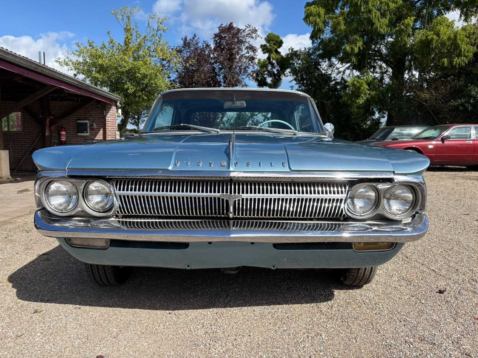 Oldsmobile Cutlass f85 Coupe 215 V8 - Oldtimer, foto 3
