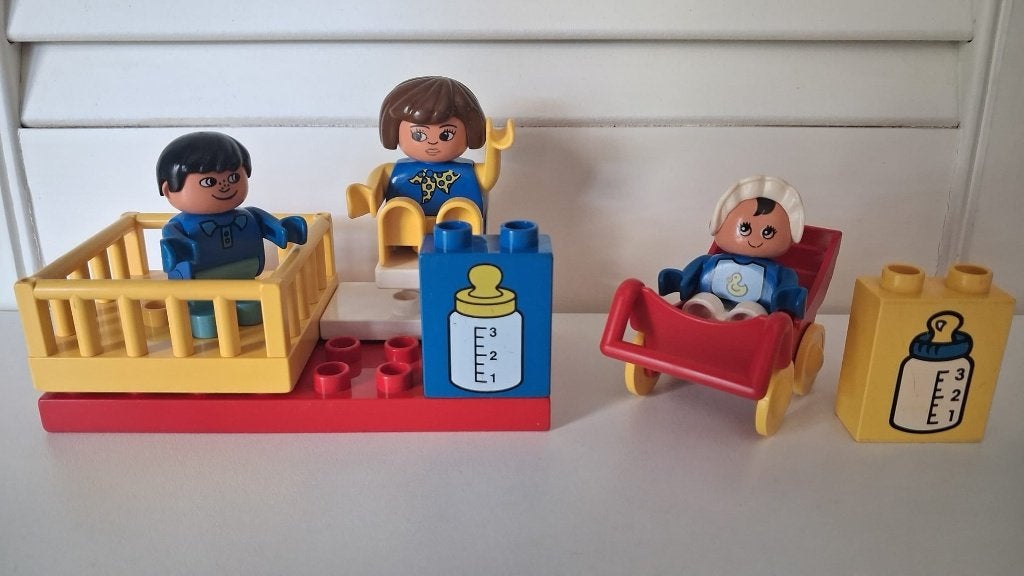 Duplo oppas oma met 2 kinderen zgan, Kinderen en Baby's, Speelgoed | Duplo en Lego, Ophalen of Verzenden, Zo goed als nieuw, Duplo