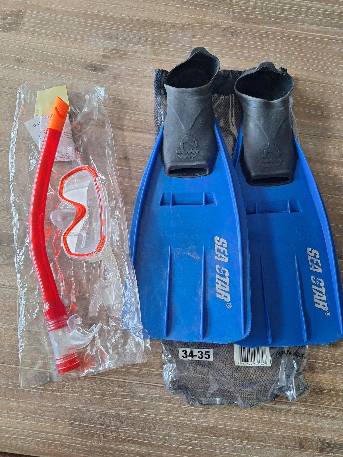 Flippers 34-35 en duiksetje, Ophalen, Snorkelvinnen
