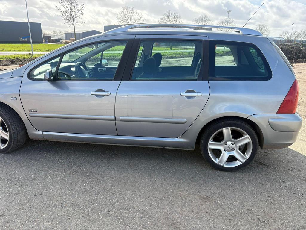 Peugeot 307 SW 2.0 16V Navtech EXPORT ONLY!, Voorwielaandrijving, 1330 kg, Gebruikt, 4 cilinders