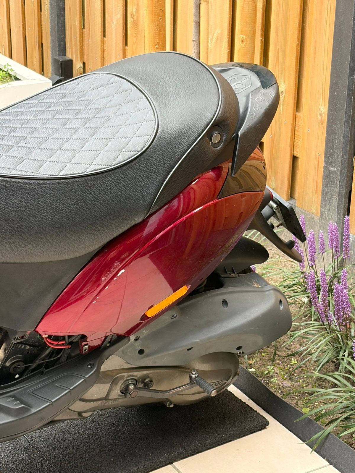Piaggio zip 125cc brom lc, Maximaal 45 km/u, Zip, Zo goed als nieuw, Benzine