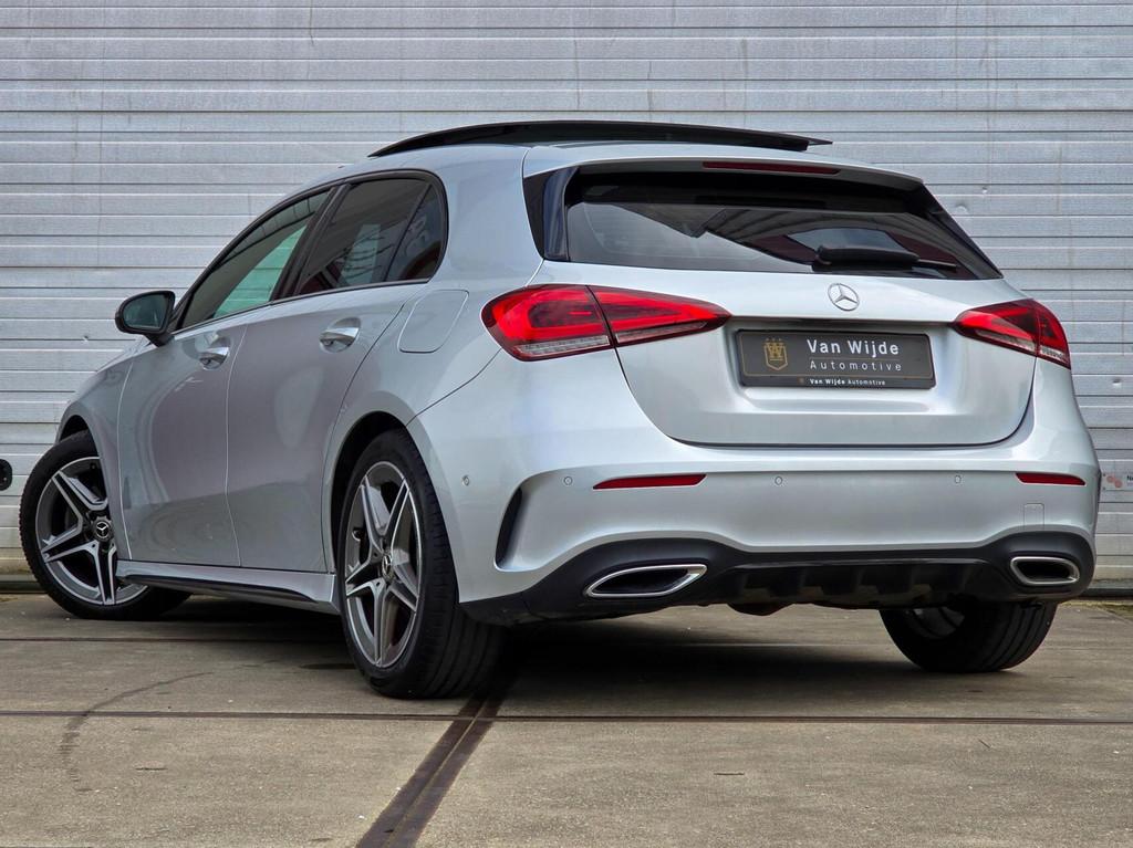 MERCEDES A-KLASSE 180 AMG |AUTOMAAT|PANO|CAMERA, Auto's, 136 pk, Gebruikt, 4 cilinders, Origineel Nederlands