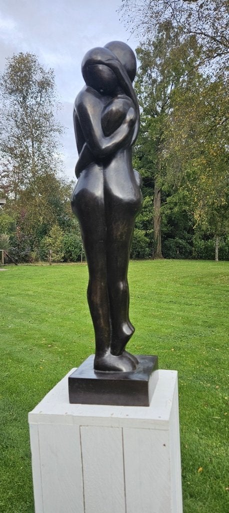 OMHELZING/ bronzen beeld / XL formaat / liefde, Nieuw, Info@huisentuindecoratiemarie.nl, Mensenbeeld, Huis en tuin decoratie marie
