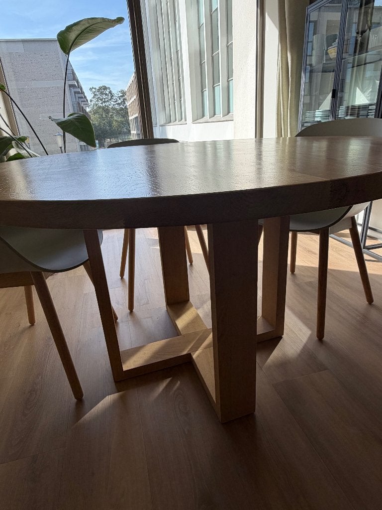 Foto 5 van eettafel massief eikenhout