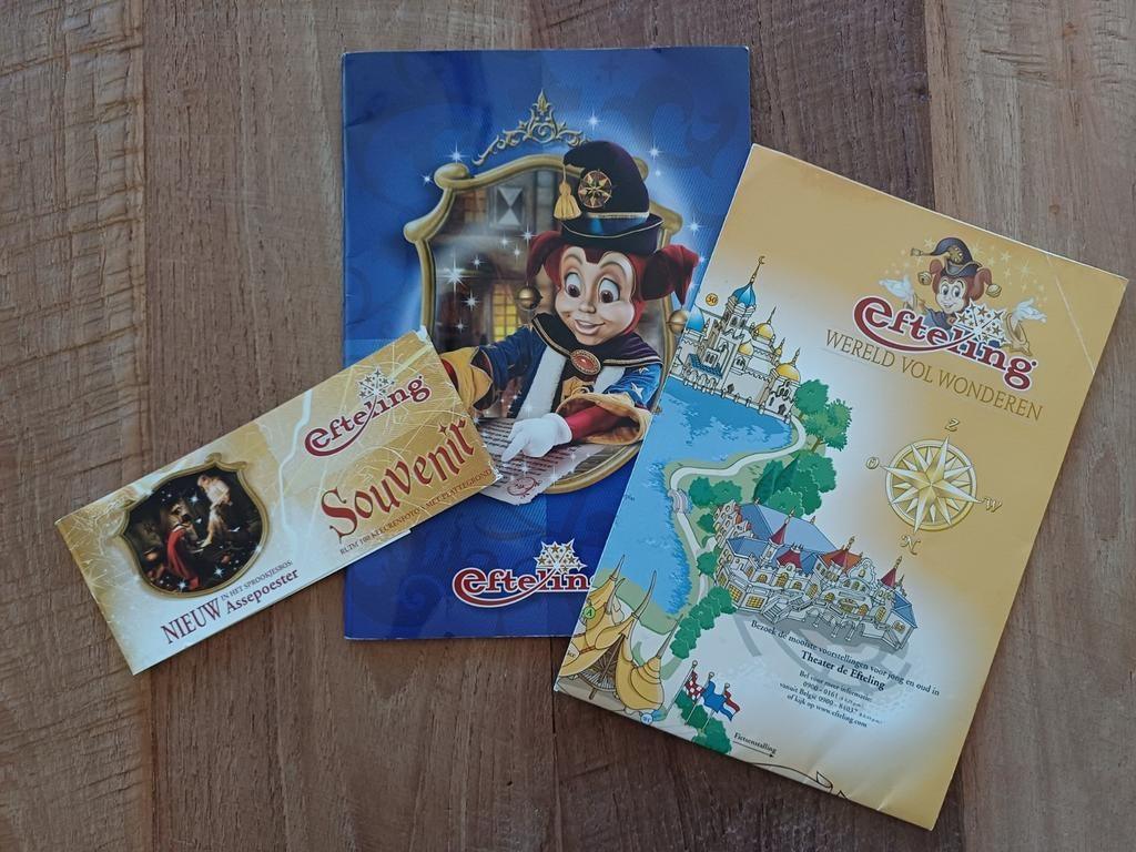 Efteling jaarboekje uit 2008/2009 incl.wikkel en plattegrond, Verzamelen, Efteling, Ophalen of Verzenden, Zo goed als nieuw, Overige typen
