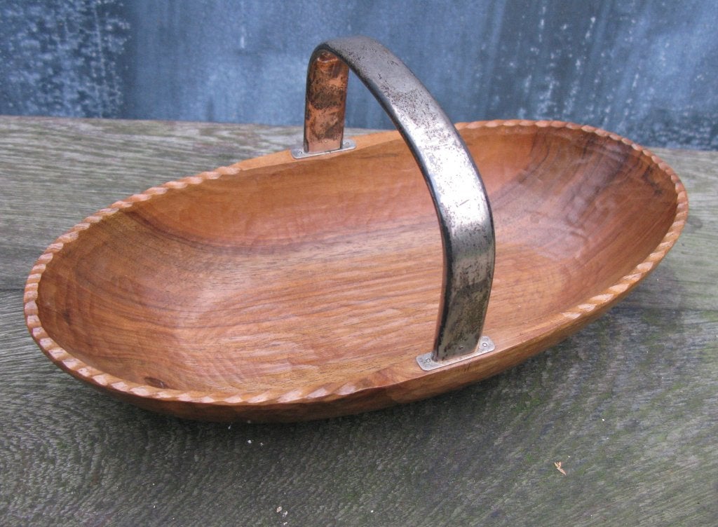 HOUTEN SCHAAL MET ZILVEREN HANDVAT  1950, Ophalen of Verzenden