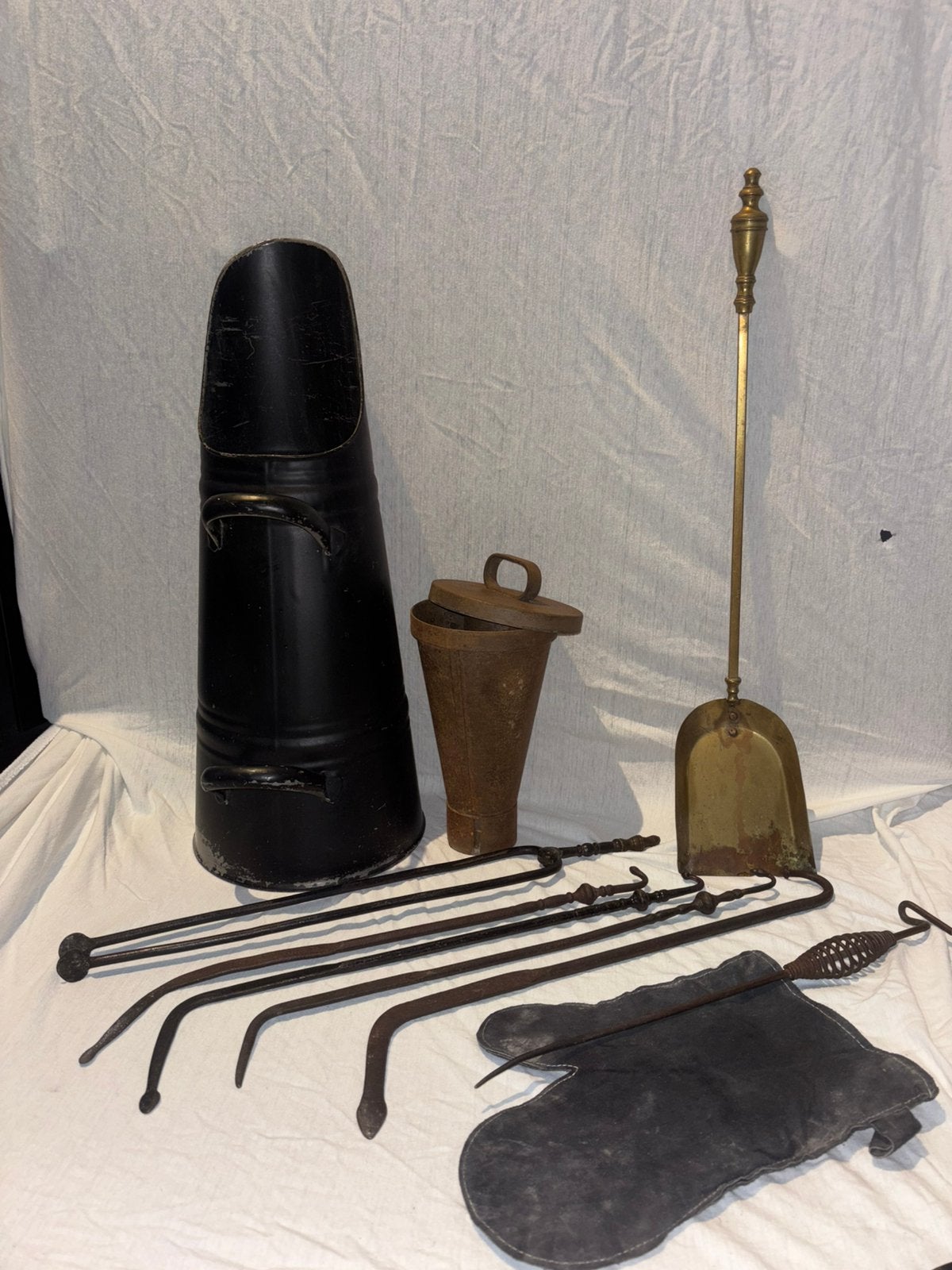Antieke kolenkit met compleet haardgereedschap– open haard, Ophalen, Gebruikt, Vrijstaande haard, Houthaard