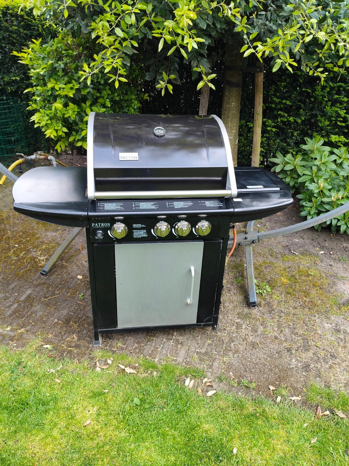 Patton Gasbarbecue met 3 branders en zijbrander, Ophalen, Gebruikt, Patton