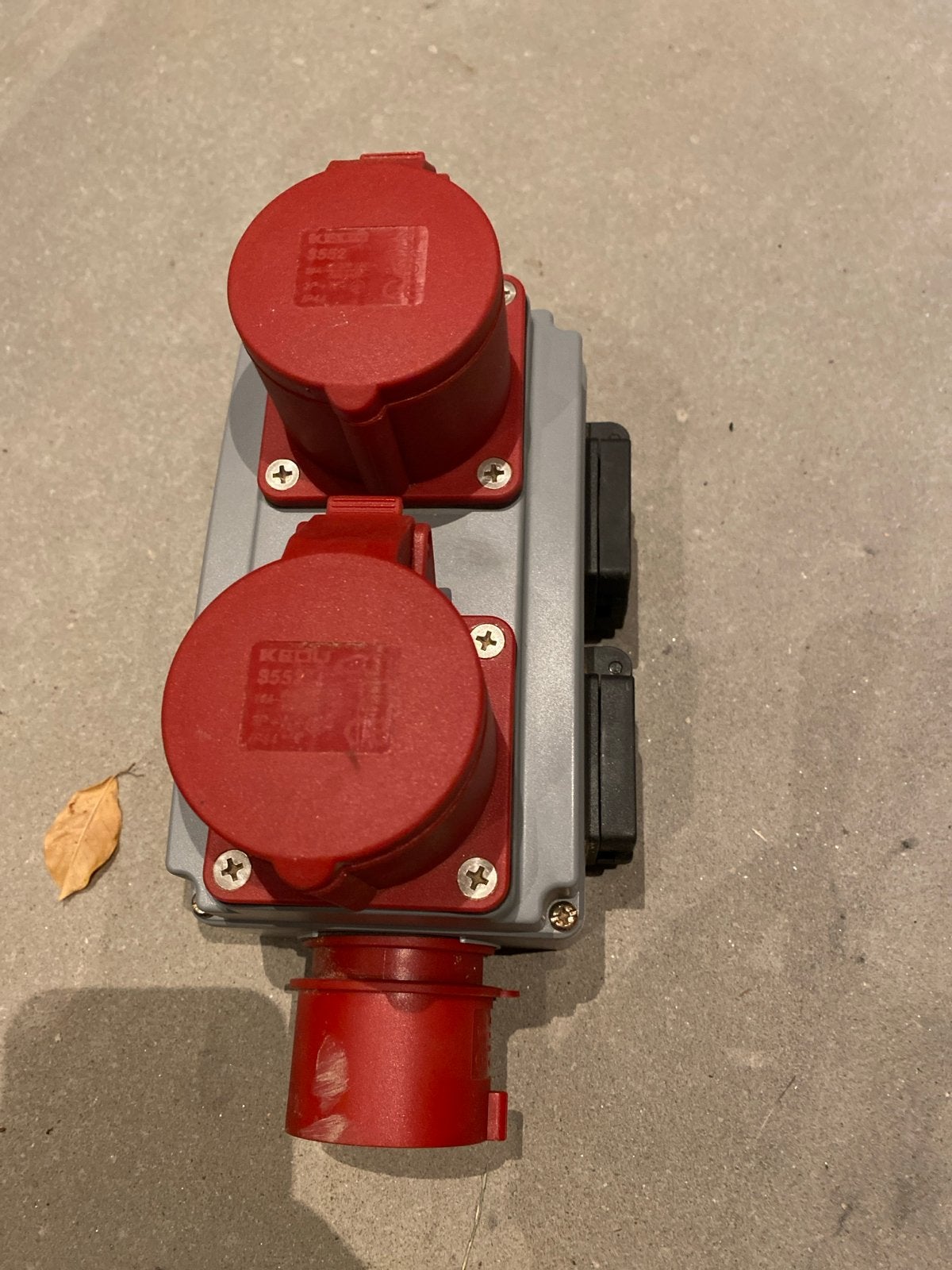Inschakelautomaat voor stofafzuiging 230/400 volt, Ophalen of Verzenden, Zo goed als nieuw