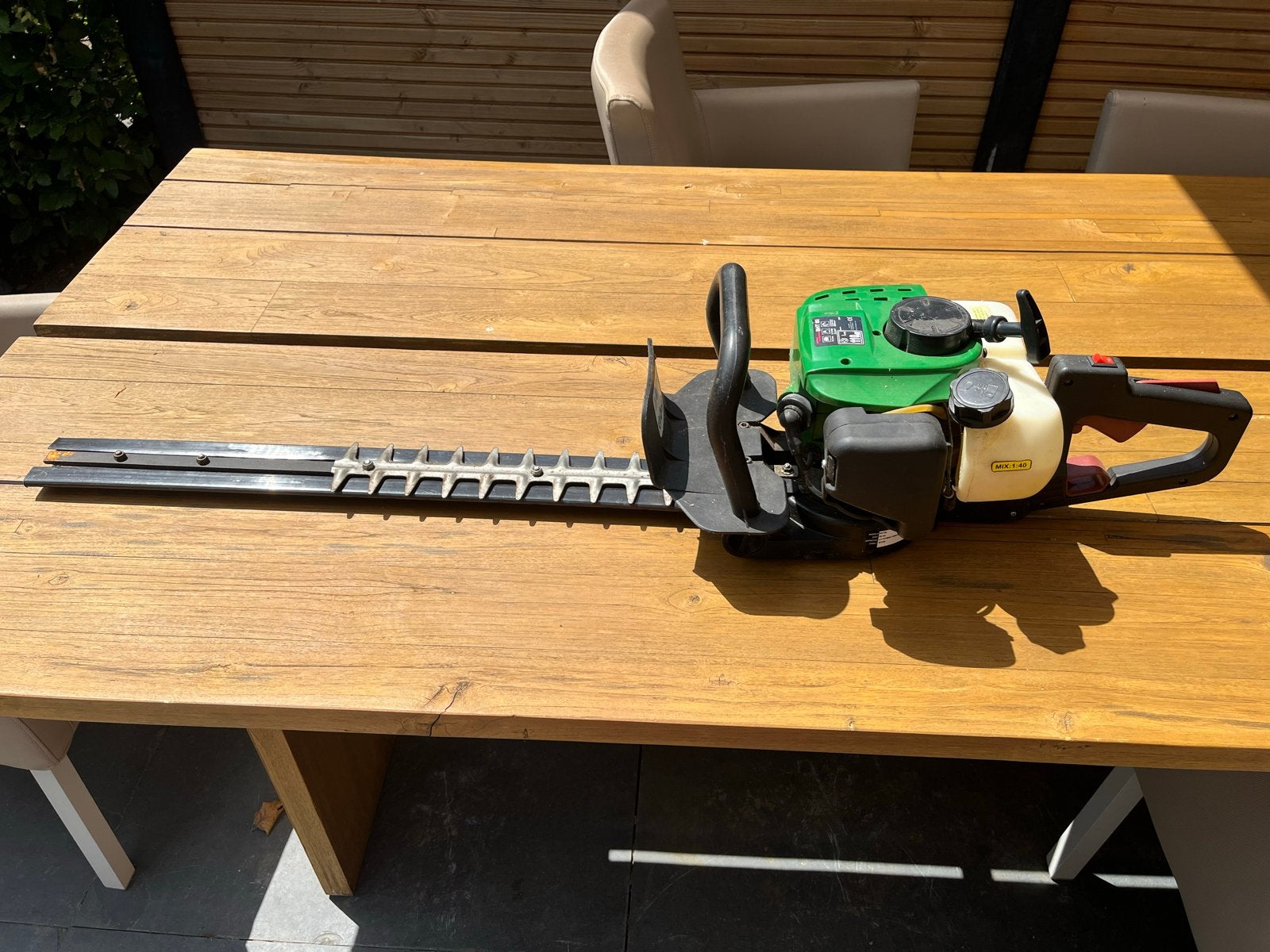 IKRA Mogatec BHT 60 Benzine Heggenschaar, Tuin en Terras, Heggenscharen, Ophalen of Verzenden, Gebruikt, Benzine