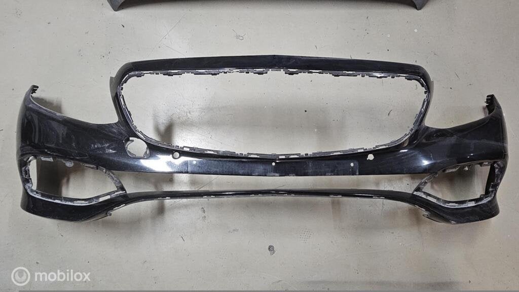 Voorbumper origineel E-klasse W213 ('16-'22) A2138850238, Gebruikt, Voor, Mercedes-Benz, Ophalen of Verzenden