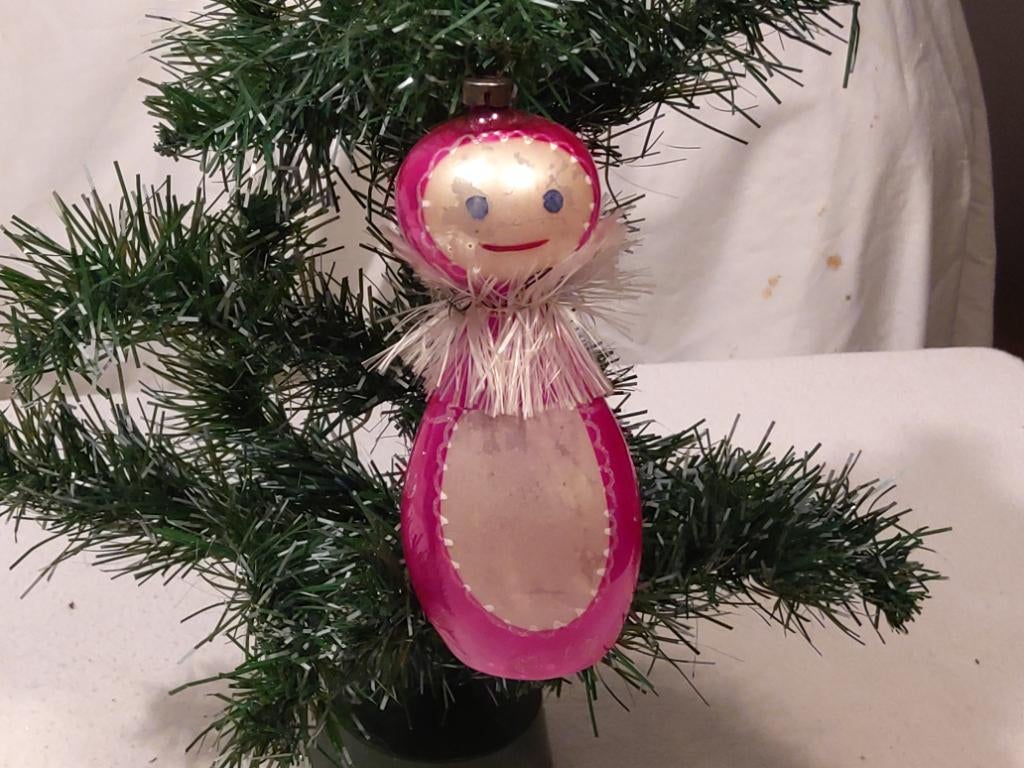 Mooie oude kerstbal meisje., Ophalen of Verzenden, Zo goed als nieuw
