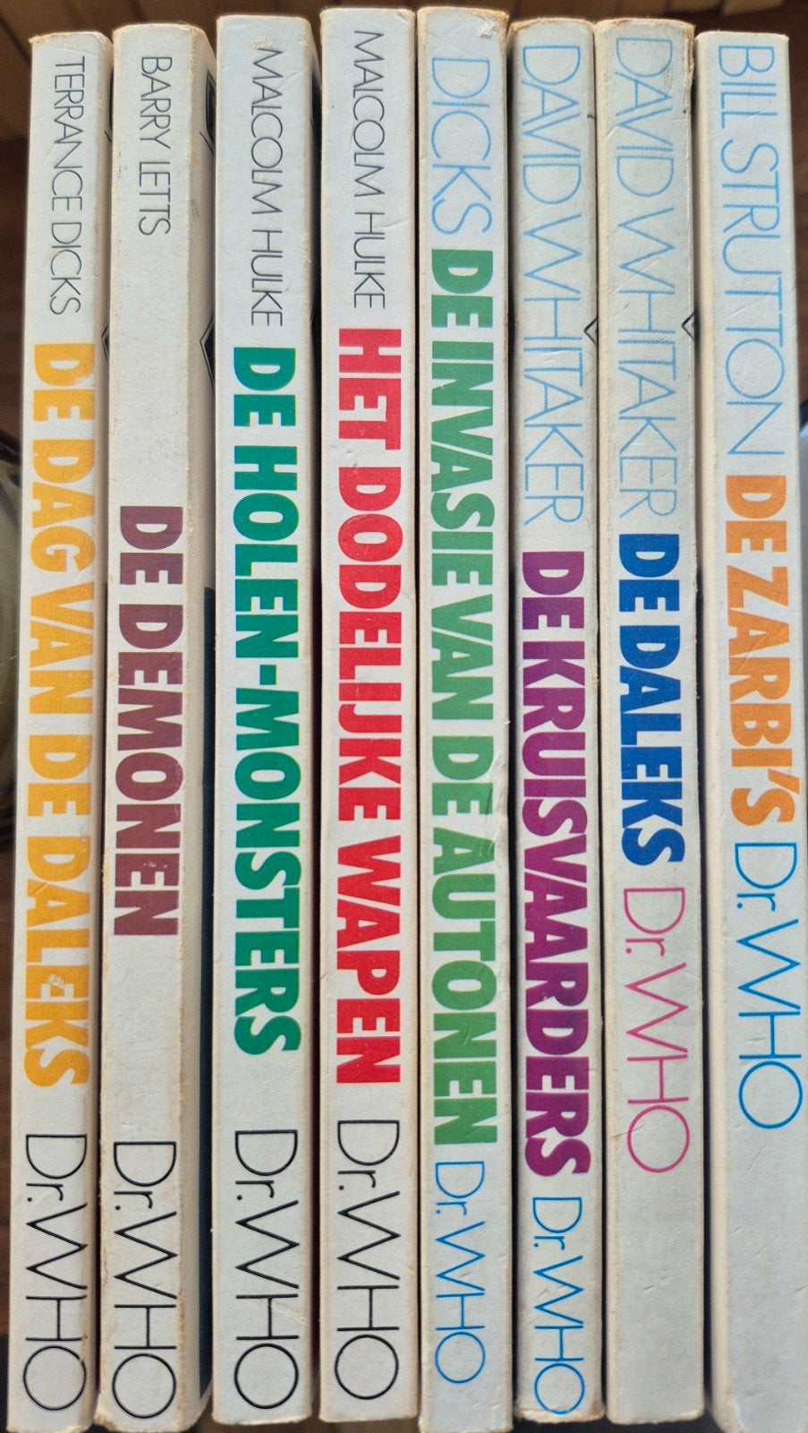 Complete set Dr. Who, Boeken, Ophalen of Verzenden, Gelezen, Dicks, Letts, Hulke, Whitaker, Strutton