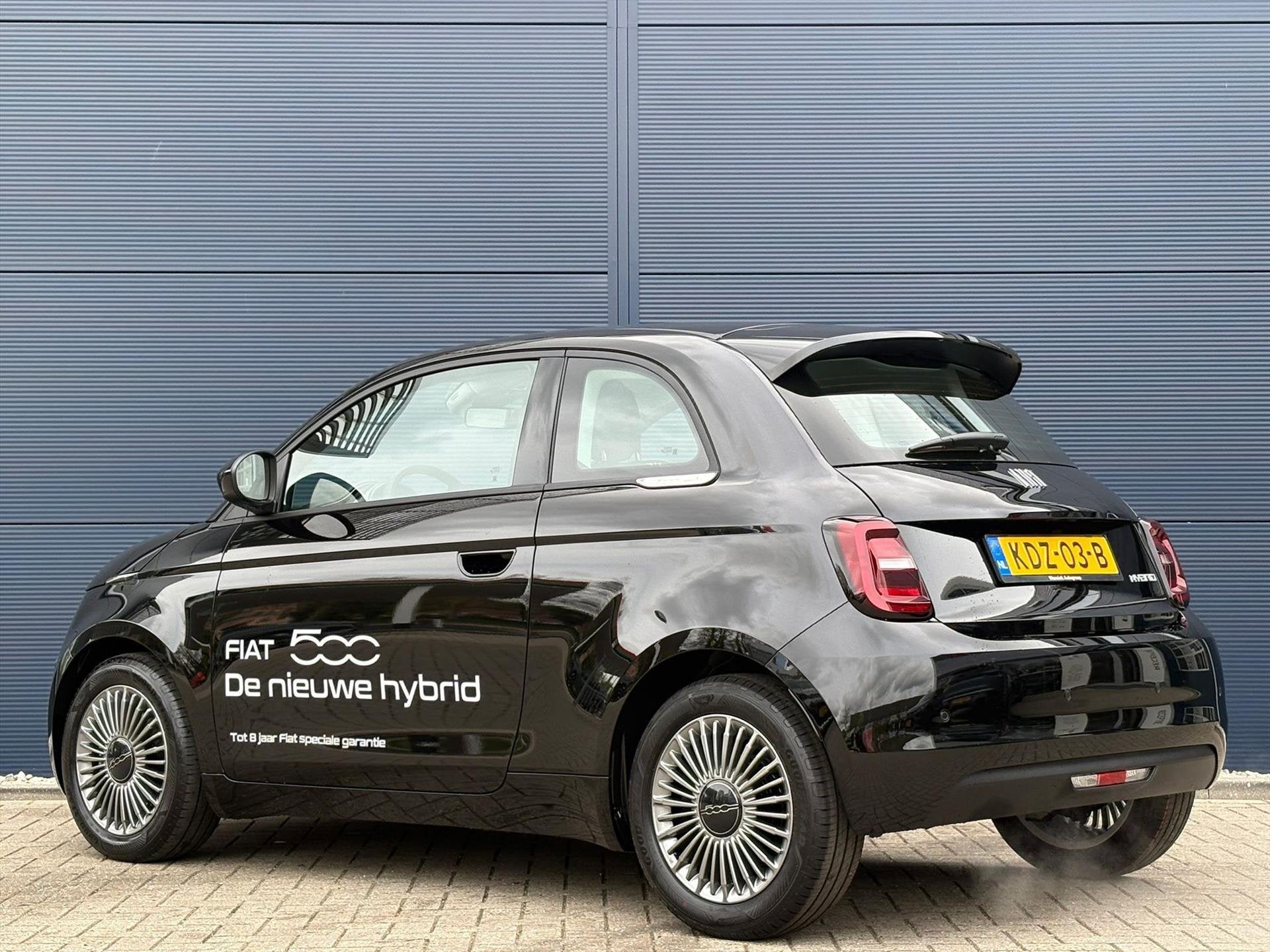 Fiat 500 1.0 Hybrid 65pk Torino Launch Edition | Climate Con, Stof, Euro 6, 4 stoelen, Zwart