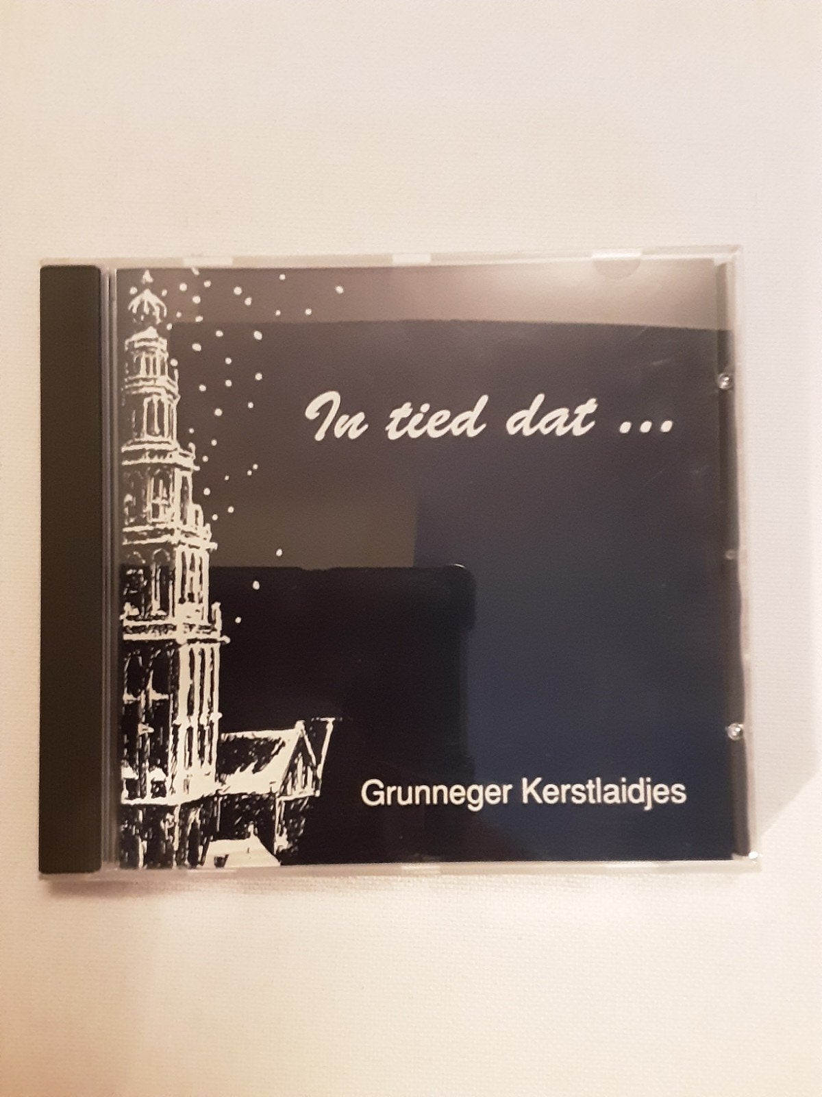 In tied dat...  Grunneger Kerstlaidjes, Ophalen of Verzenden, Gebruikt