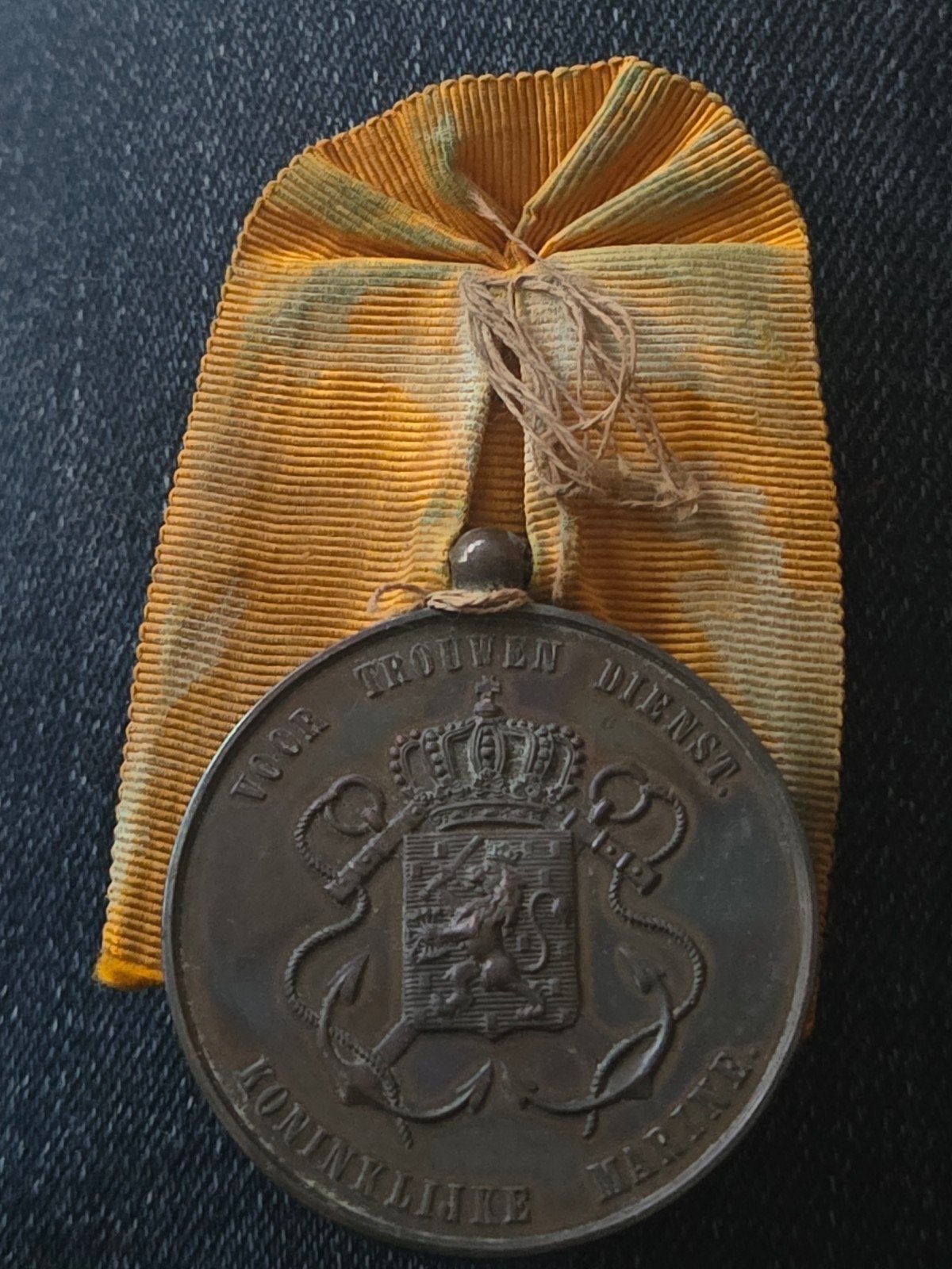 Oude Medaille Voor Trouwen Dienst Koninklijke Marine, Postzegels en Munten, Ophalen of Verzenden, Brons, Nederland