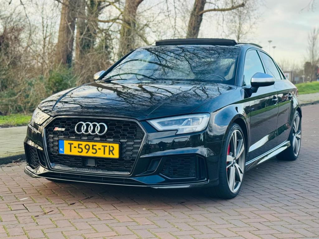 Audi RS3 2.5 Tfsi 400pk S Tronic 2017 Zwart Pano/B&O/Matrix, Auto's, Audi, Automaat, 1490 kg, Euro 6, RS3