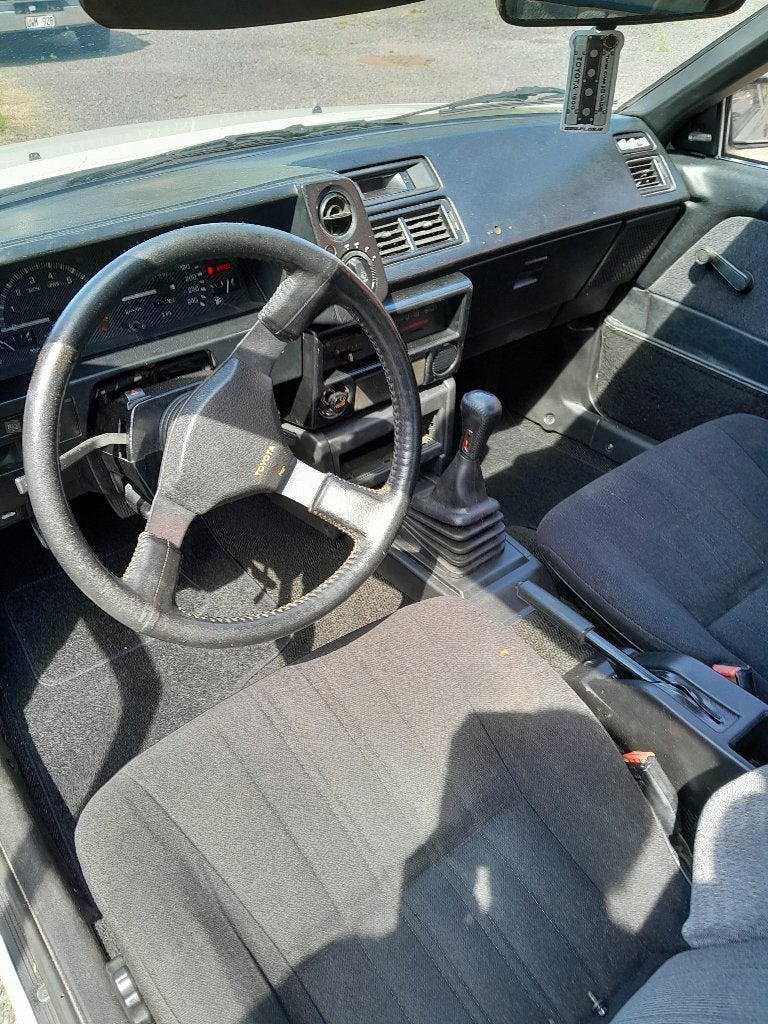 corolla ae86, Achterwielaandrijving, Zwart, 4 cilinders, 1600 cc