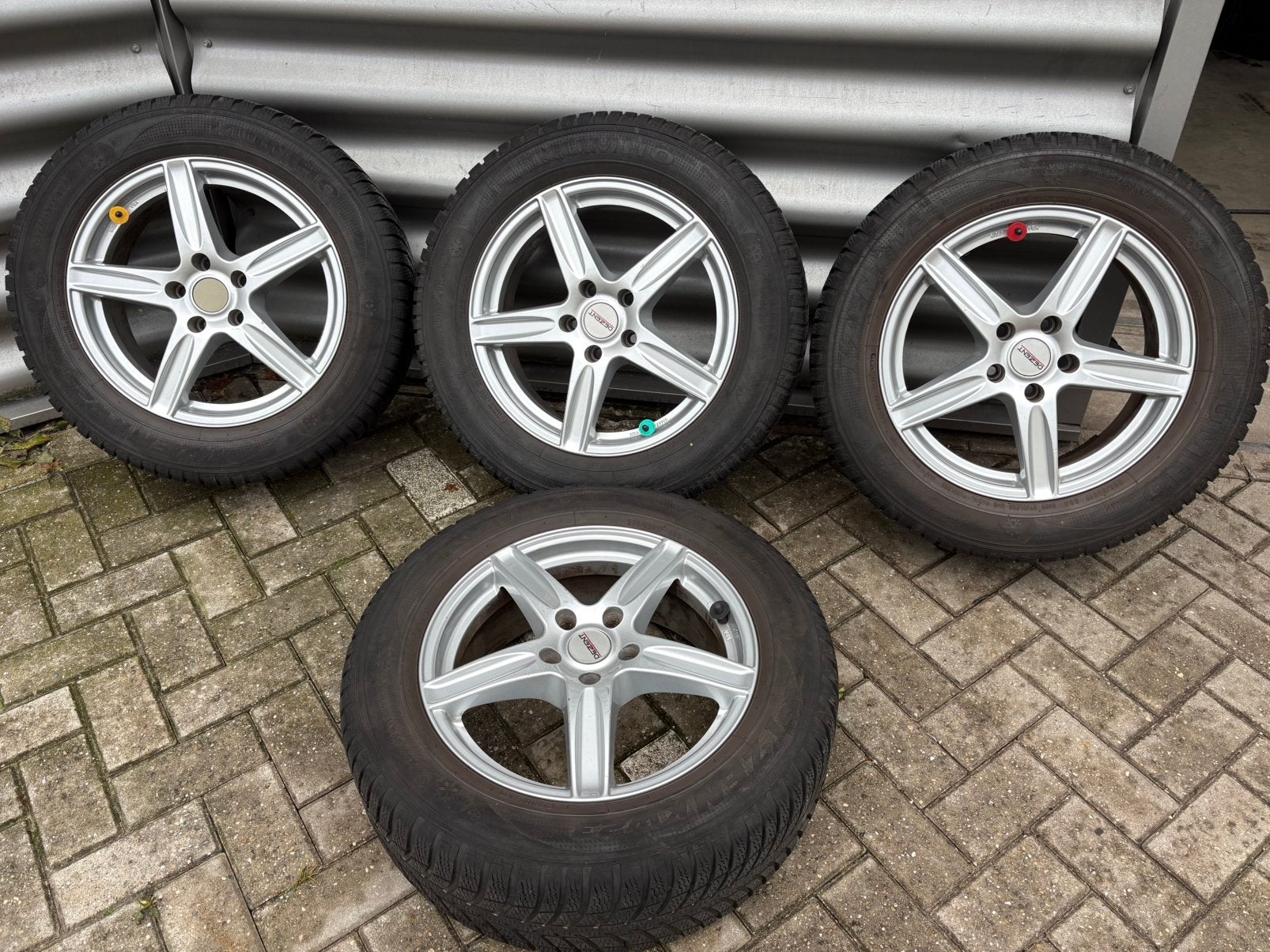 Kia sportage winterset velgen, Ophalen, 215 mm, Banden en Velgen, 17 inch