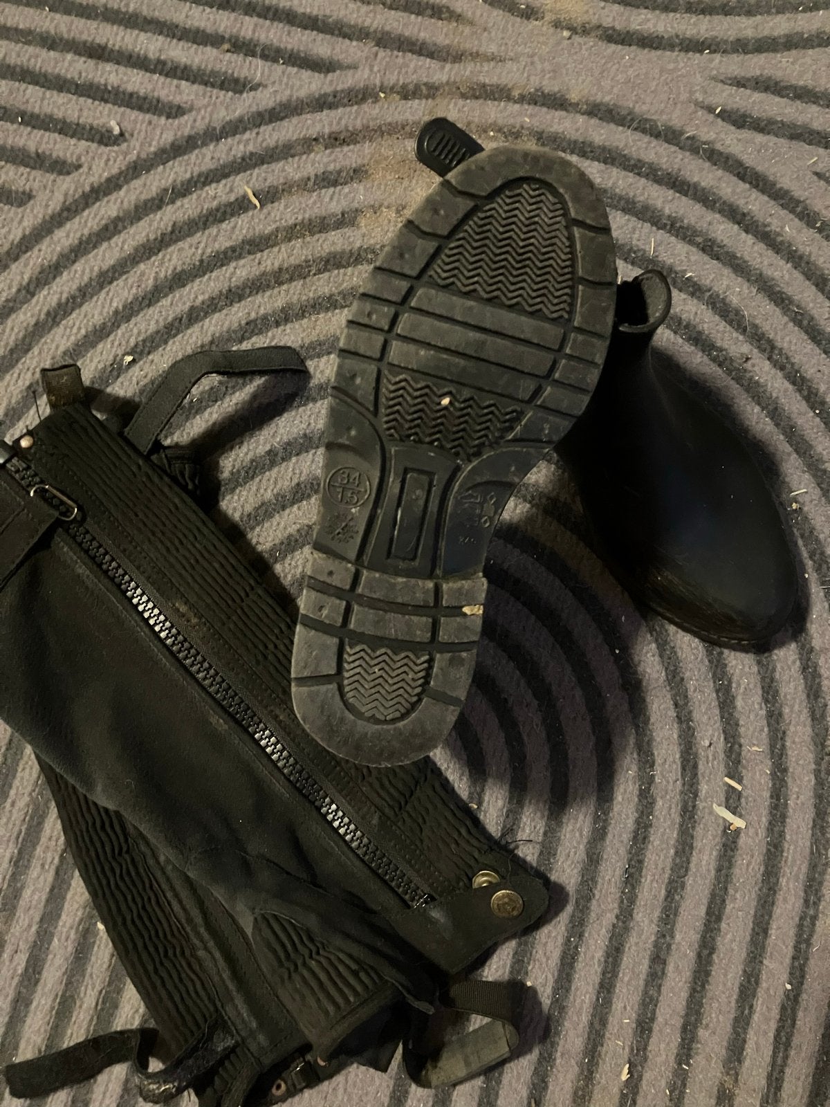 Chaps en choppers maat 34, Dieren en Toebehoren, Ophalen of Verzenden, Gebruikt, Overige soorten, Schoeisel