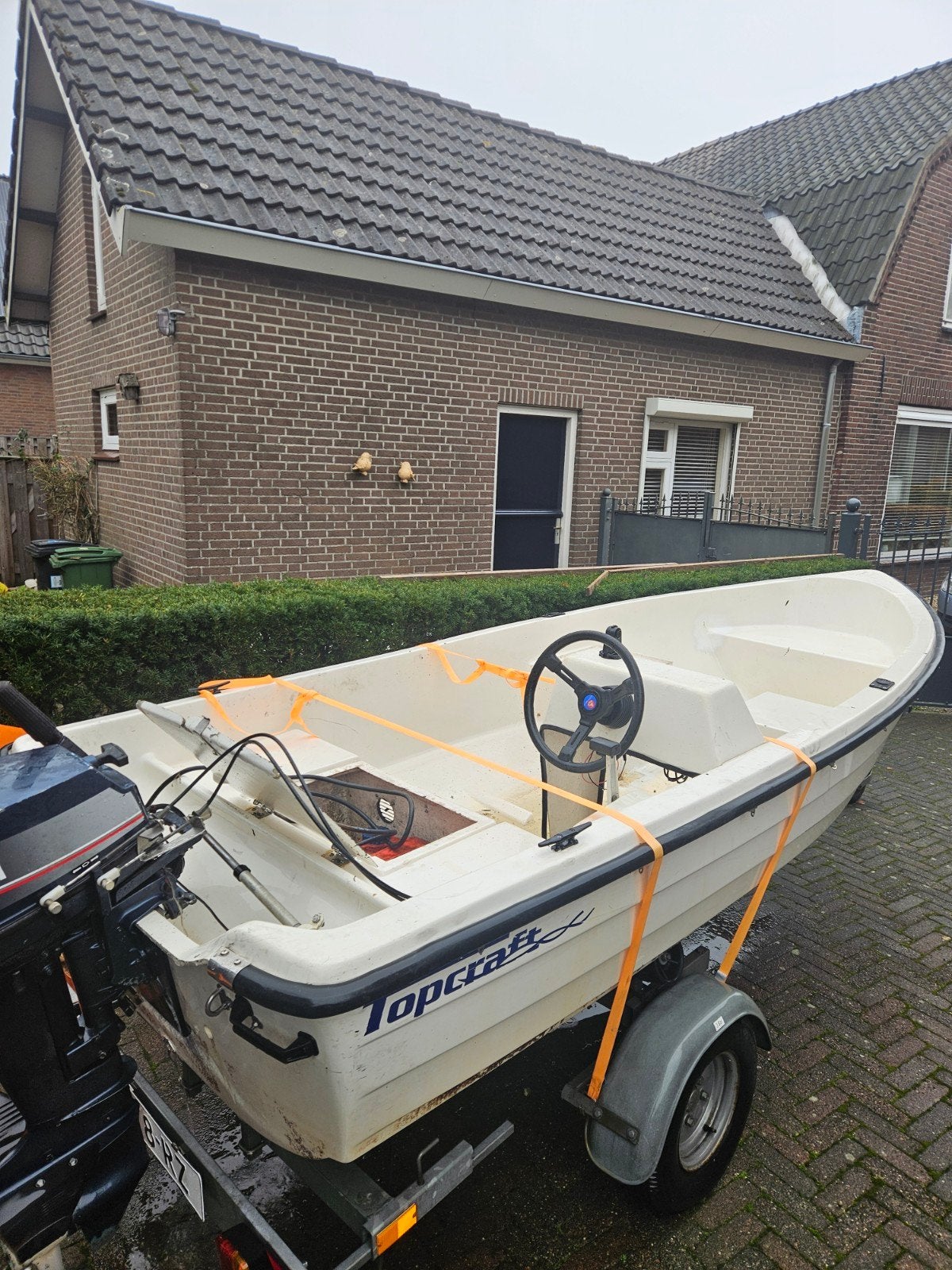 Topcraft polyesterboot met 9.9 PK Yamaha motor en trailer, Gebruikt, Afdekzeil, Buitenboordmotor, Polyester
