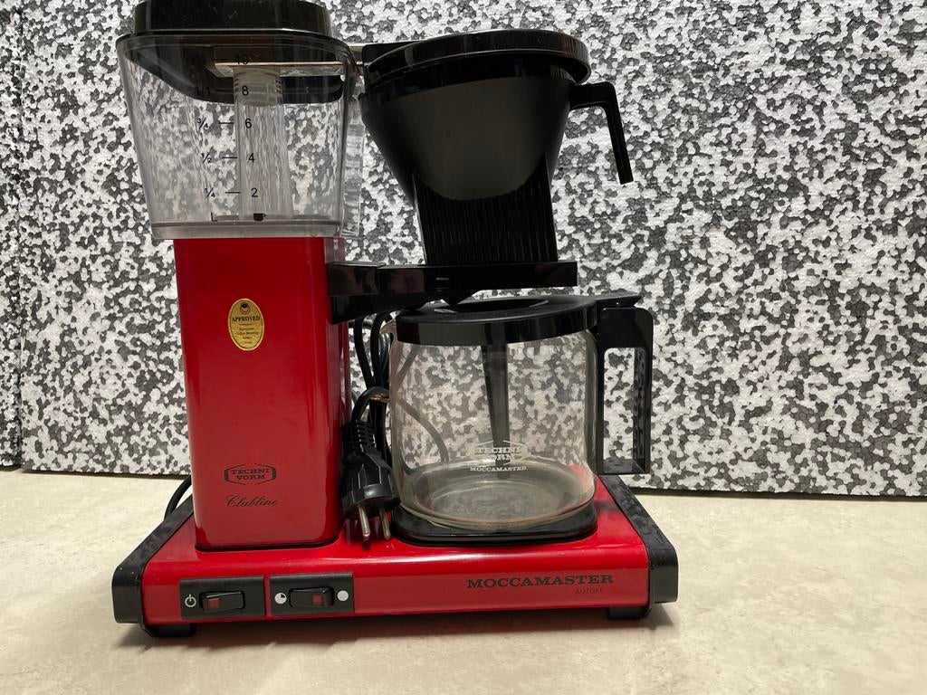 Moccamaster Clubline koffiezetapparaat rood, Gebruikt, 10 kopjes of meer, Koffiemachine, Gemalen koffie