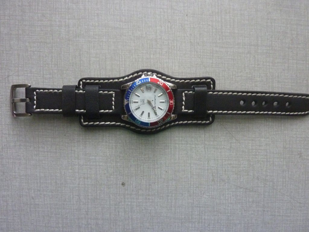 Mooi horloge type duiker, Sieraden, Tassen en Uiterlijk, Horloges | Heren, Overige merken, Leer, Staal, Polshorloge