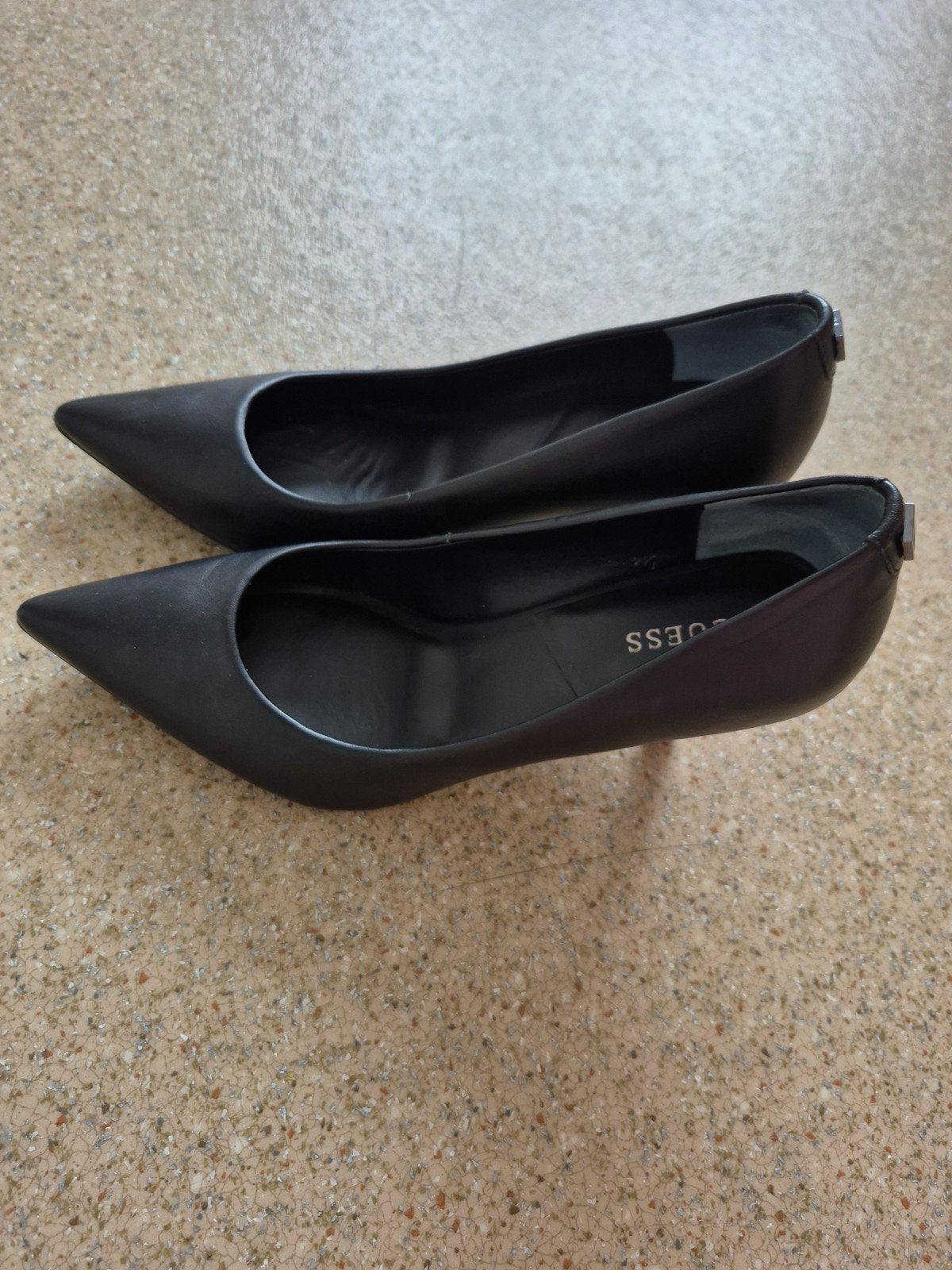 Zwarte Guess pumps met metallic hak, Pumps, Guess, Zwart, Ophalen of Verzenden
