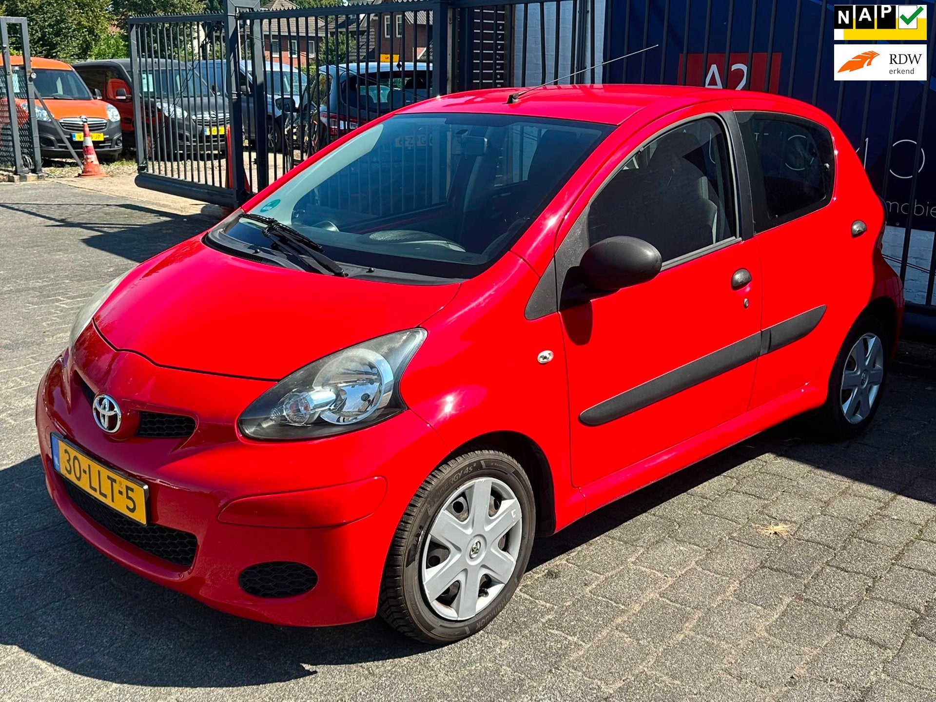 Toyota Aygo 1.0-12V Access / AIRCO / AUX / NAP!, Auto's, Voorwielaandrijving, Gebruikt, 68 pk, Origineel Nederlands