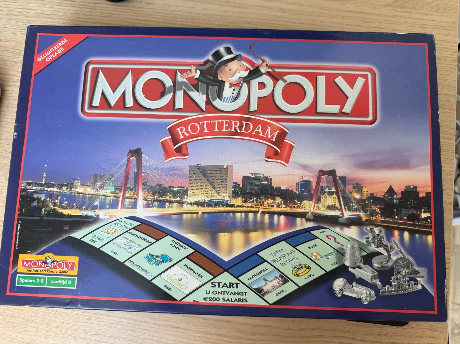 Monopoly Rotterdam Editie - Zo goed als nieuw, Hobby en Vrije tijd, Gezelschapsspellen | Bordspellen, Drie of vier spelers, Ophalen