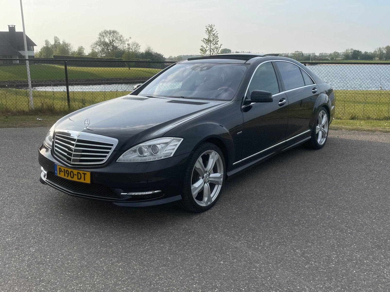 Mercedes-Benz S400 Pano Massage AMG Lang Hybrid Distronic, Auto's, Dealer onderhouden, Achterwielaandrijving, Blauw, 120 €/maand