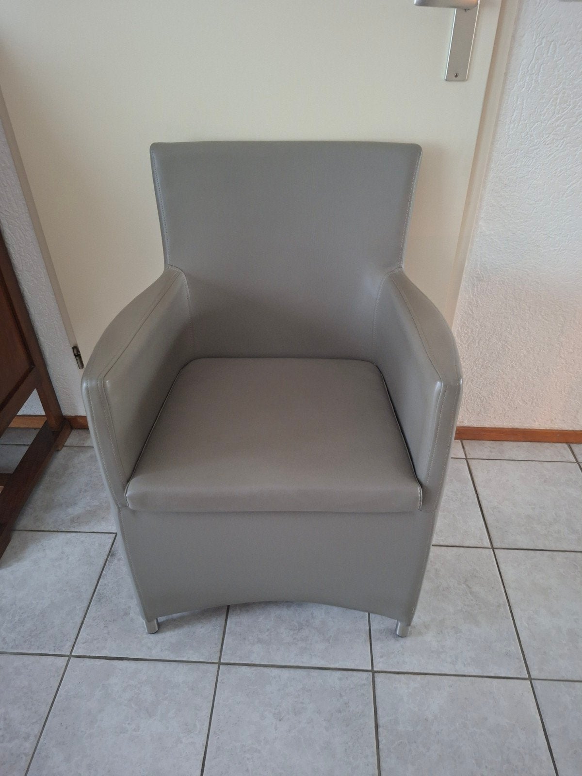 2 stoelen, Huis en Inrichting, Fauteuils, Ophalen, 50 tot 75 cm