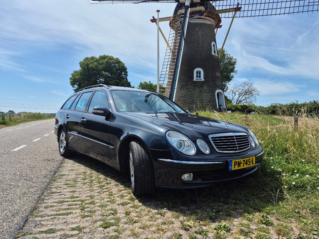 Mercedes-Benz E-Klasse 3.2 E320 Combi AUT 2003 Zwart, Automaat, Achterwielaandrijving, Beige, Zwart