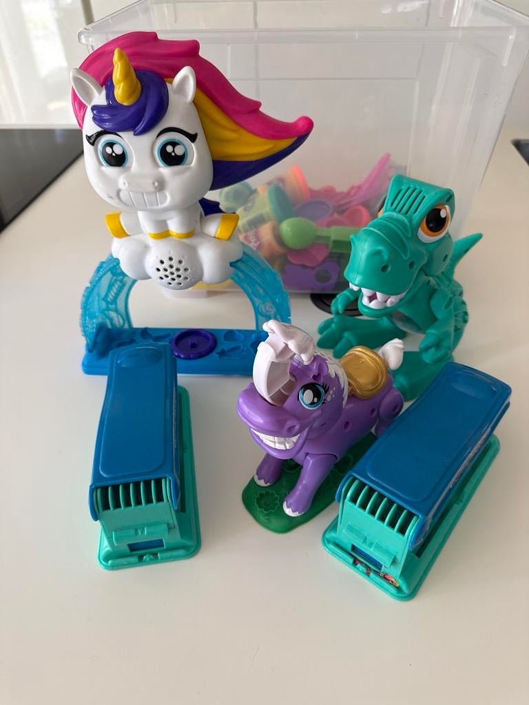 Klei set met speelgoed: eenhoorn, dino, pony en persen, Ophalen, Gebruikt, Knutselen
