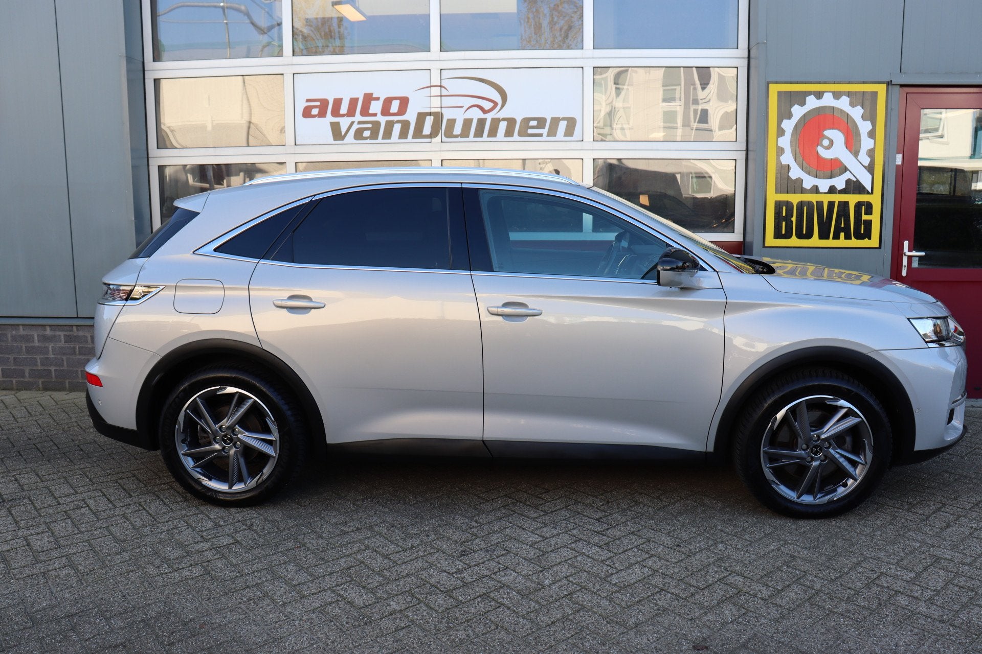 DS 7 Crossback E-Tense Rivoli O.a: Trekhaak, Vol Leder NL-Au, Auto's, 4 cilinders, Met garantie (alle), Bedrijf, Hybride Elektrisch/Benzine