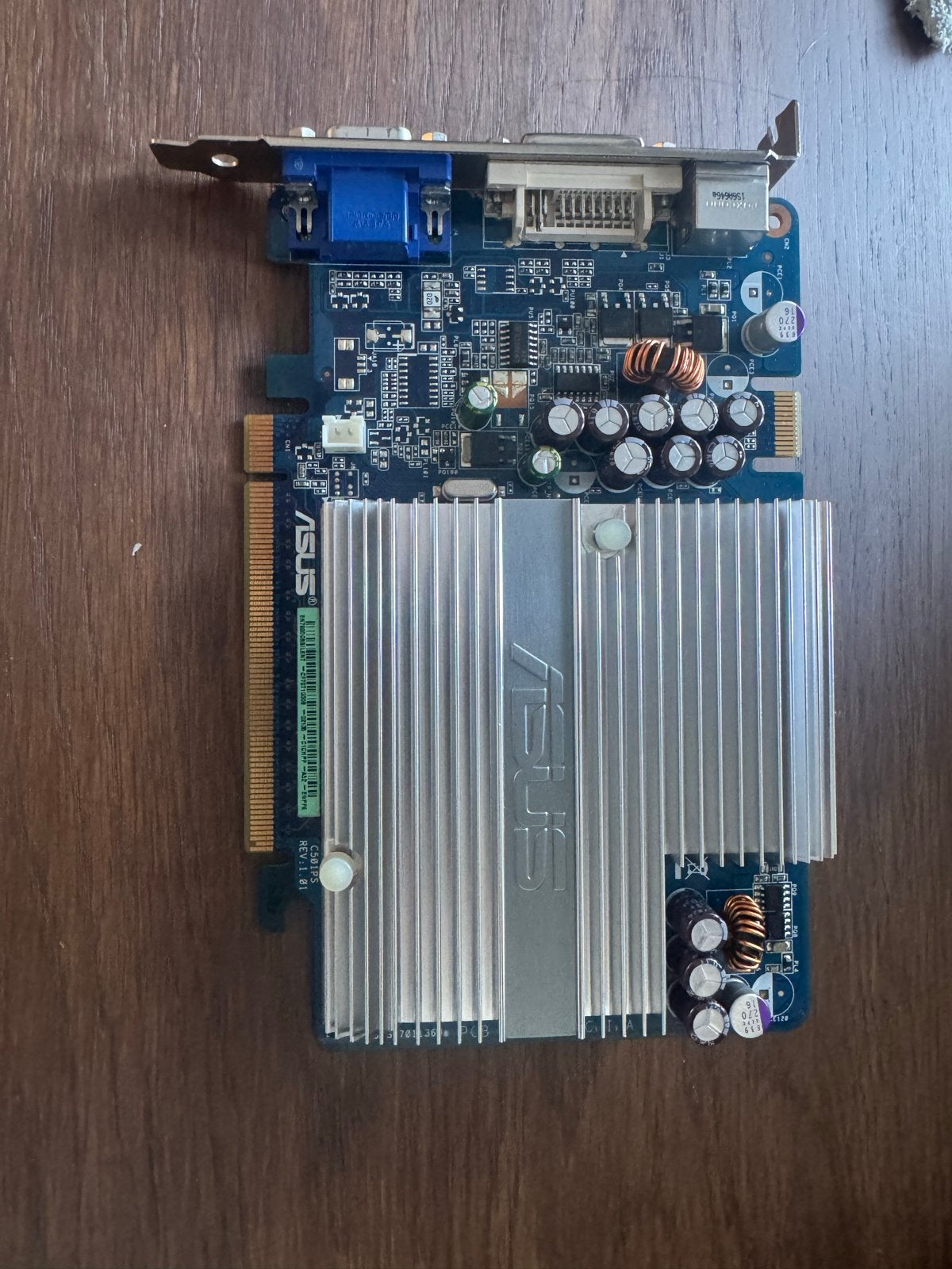 ASUS EN7600GS Silent Videokaart - Passief Gekoeld, Computers en Software, Vintage Computers, Ophalen