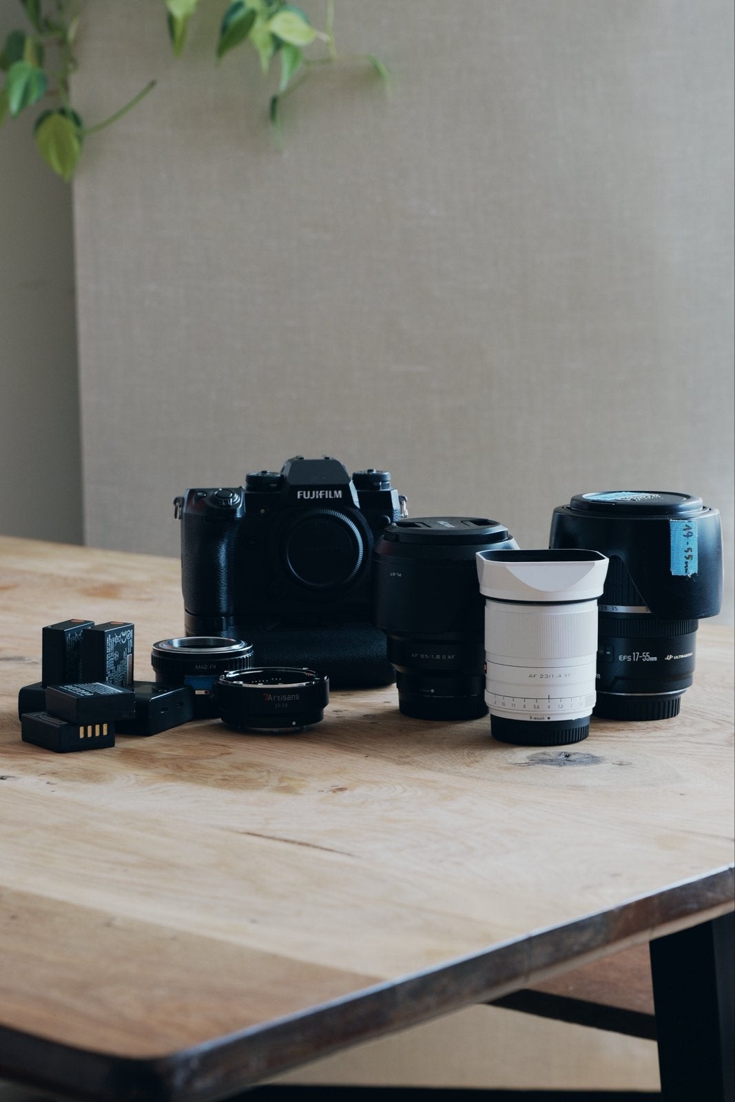 Fujifilm X-H1 met grip, 23mm, 85mm, 17-55 lenzen, adapters, Ophalen, Gebruikt