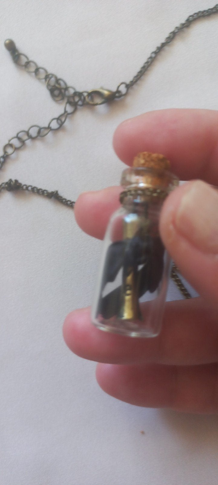 Ketting met glazen wensflesje en goudkleurig 'LOVE' briefje, Met hanger, Overige materialen, Gebruikt, Ophalen of Verzenden