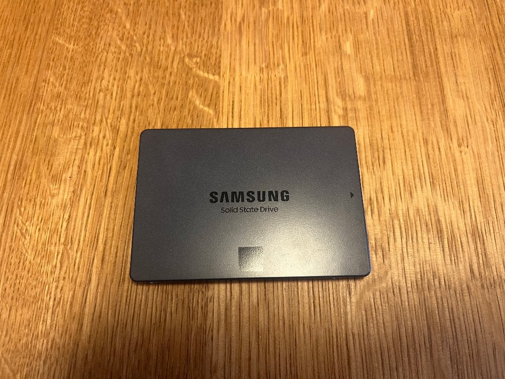 Samsung 870 QVO 8TB, Intern, Ophalen of Verzenden, Zo goed als nieuw, Samsung